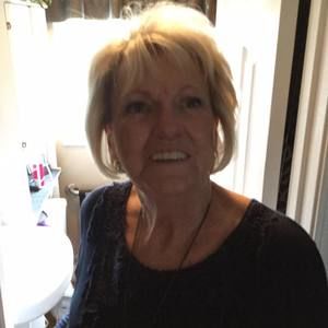 Meet your Posher, Debra